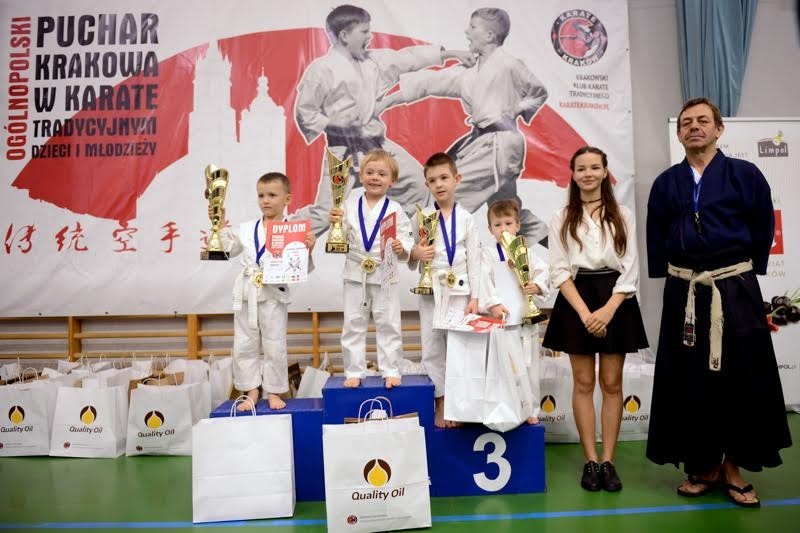 Tuzin medali młodych zakopiańskich karateków w Pucharze Krakowa