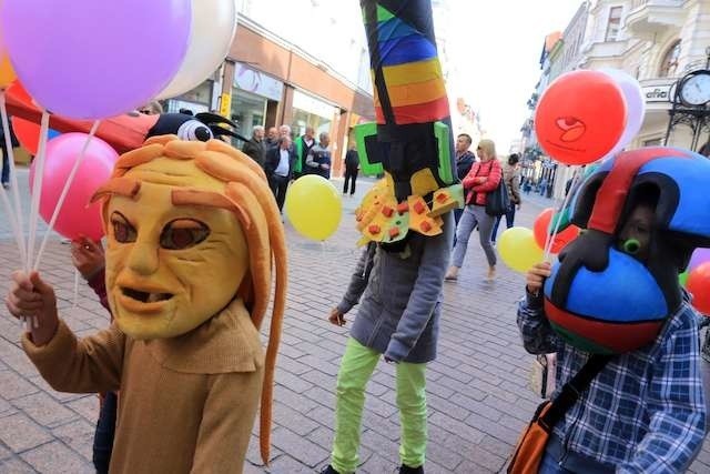 XXII Międzynarodowy Festiwal Teatrów Lalek „Spotkania”Parada teatralna