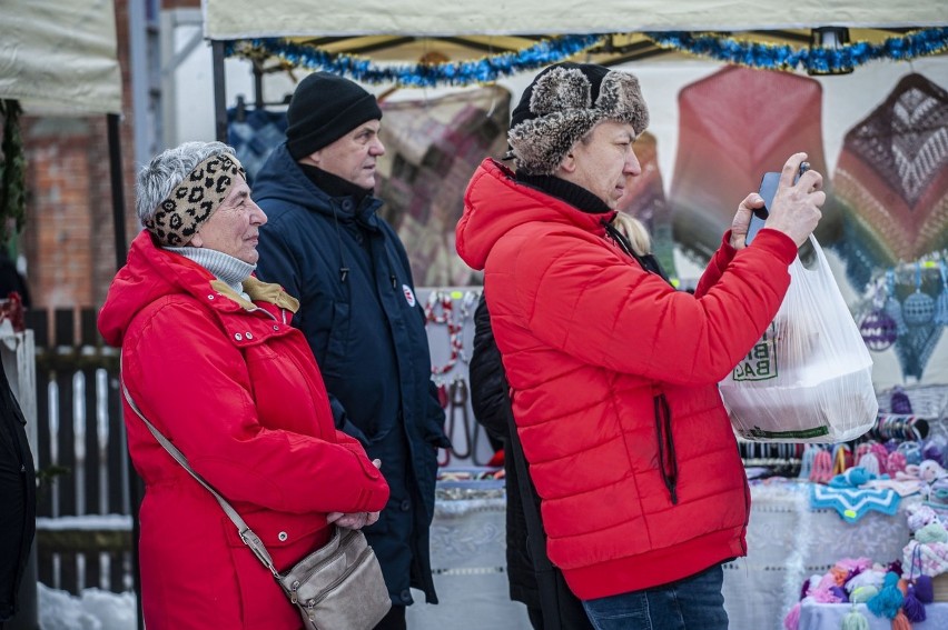 Świąteczny Jarmark w Zagrodzie Jamneńskiej w Koszalinie