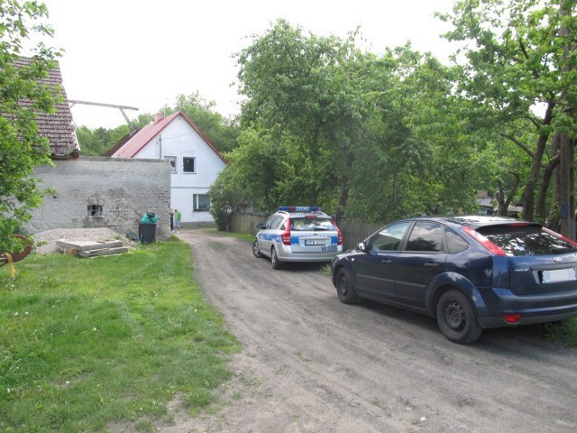 W mieszkaniu w Lulewiczkach znaleziono ciała dwóch osób.