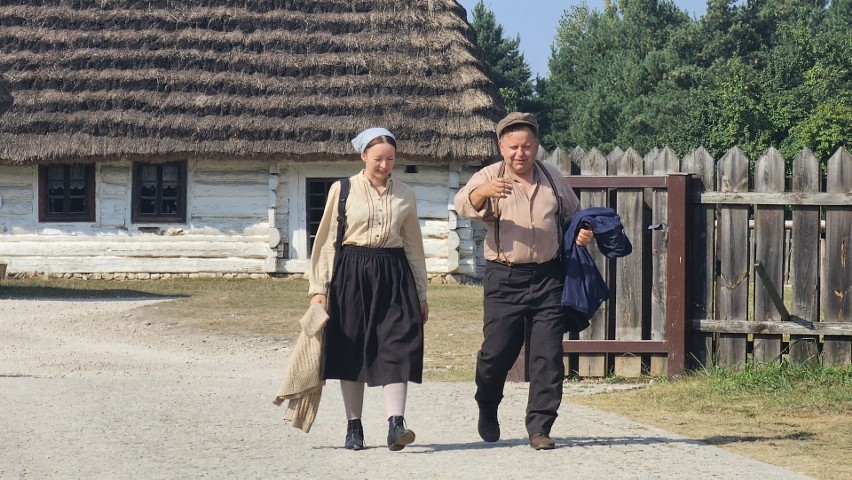 Kolejny film powstaje w Parku Etnograficznym w Tokarni koło Kielc. O czym będzie "Pani od polskiego"? 