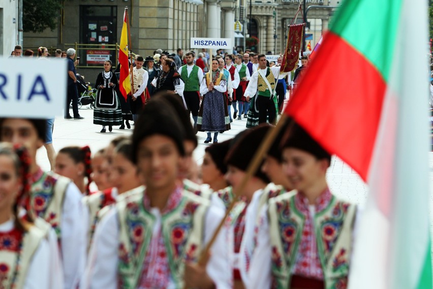 Międzynarodowe Spotkania Folklorystyczne rozpoczęte [ZDJĘCIA, WIDEO]