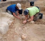 Znaleziono kolejny antywampiryczny grób. Pochowali dziecko z zamkniętą kłódką
