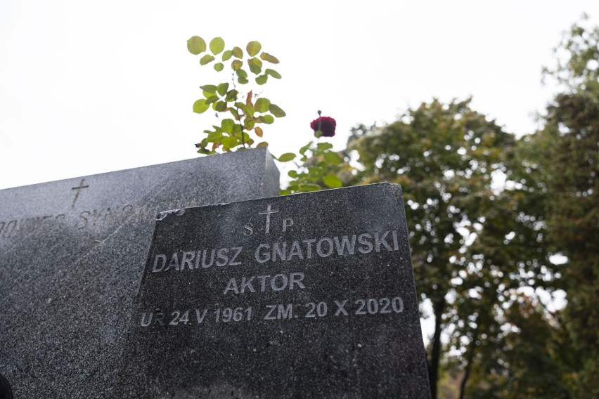 Dariusz Gnatowski był wielką gwiazdą „Świata według Kiepskich”. Tak wygląda grób „Boczka”