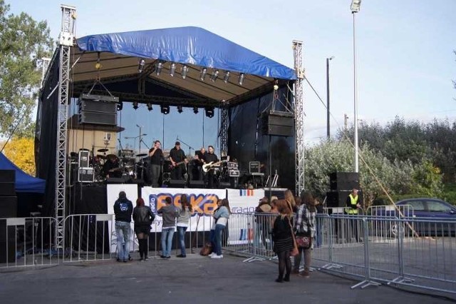 Na koncercie grupy Fractal, zwycięzcy Hyde Park Festivalu, bawiło się tylko kilkanaście osób.