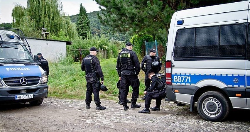 Obława na mordercę. W akcji stu policjantów