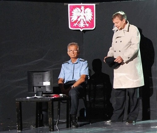 Jacek Fedorowicz (od lewej) i Zenon Laskowik w jednym ze skeczy. 
