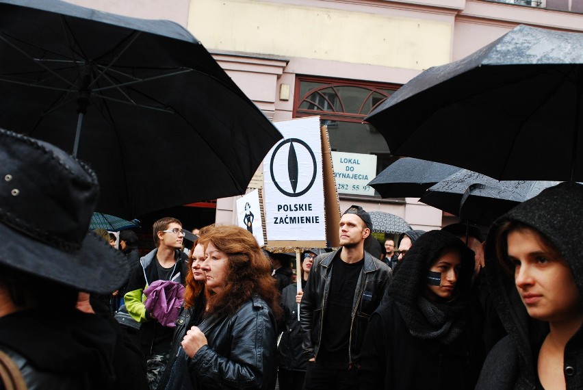 Czarny protest w Bytomiu ZDJĘCIA + WIDEO