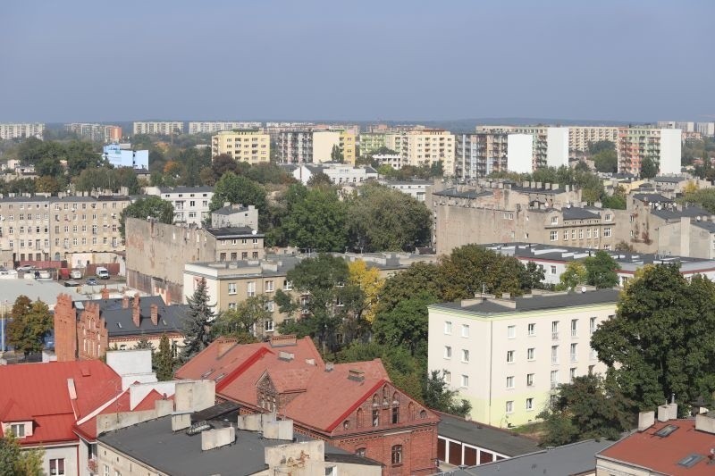 Gigantyczny diabelski na Starym Rynku młyn zostaje w Łodzi dłużej