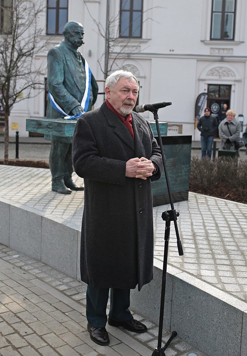 Wielki prezydent Juliusz Leo wreszcie ma pomnik