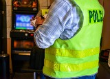Policjanci z Gubina zabezpieczyli nielegalne automaty do gier hazardowych i zlikwidowali "pseudokasyno" (ZDJĘCIA)