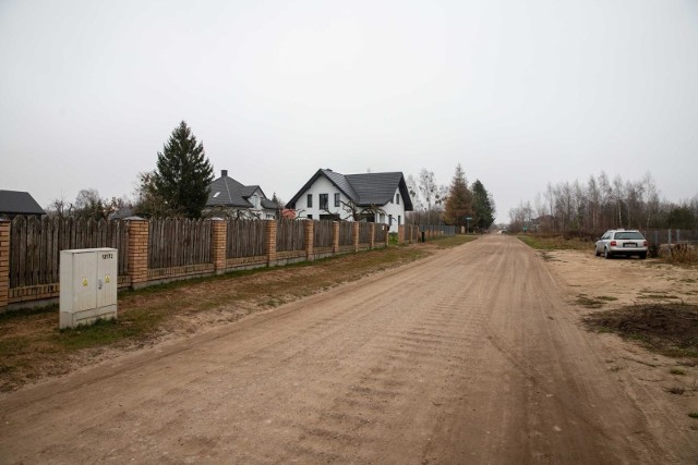 Tak wygląda ten fragment ulicy Bagnówka - kolonia.