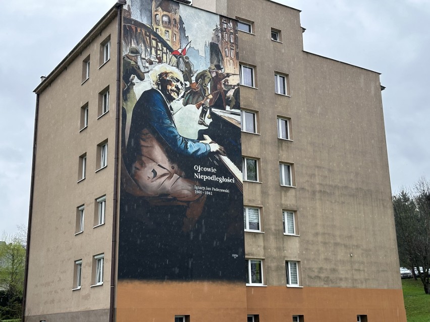 W Bochni na os. Niepodległości powstał mural z wizerunkiem Ignacego Paderewskiego w ramach cyklu z cyklu Ojcowie Niepodległości