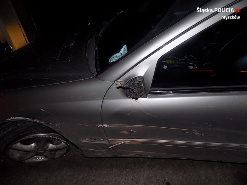 Markowice: Pijany kierowca zasnął za kierownicą na DK 1 i uderzył w ciężarówkę