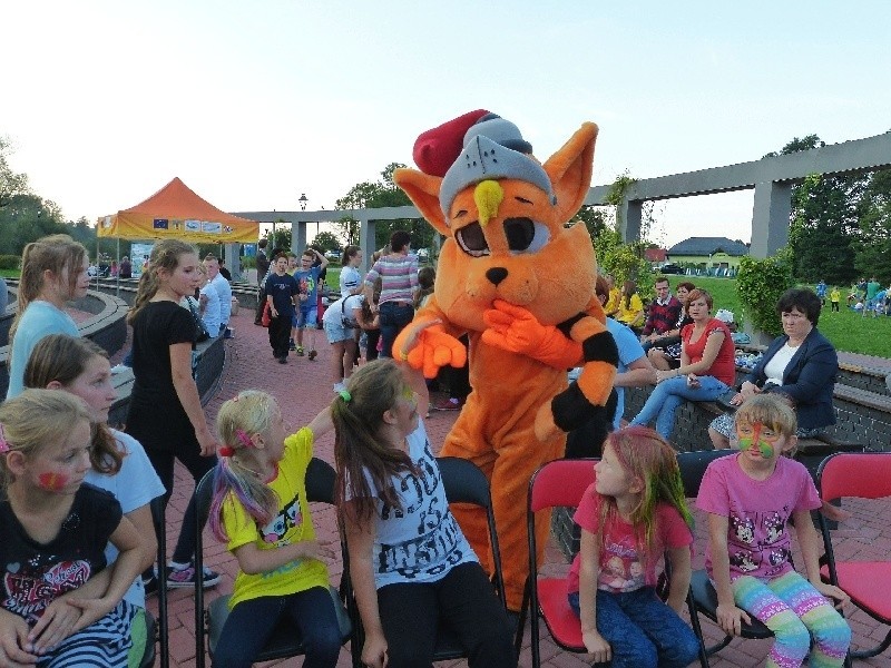 Piknik w parku „Zalew Nad Czarną" w Staszowi