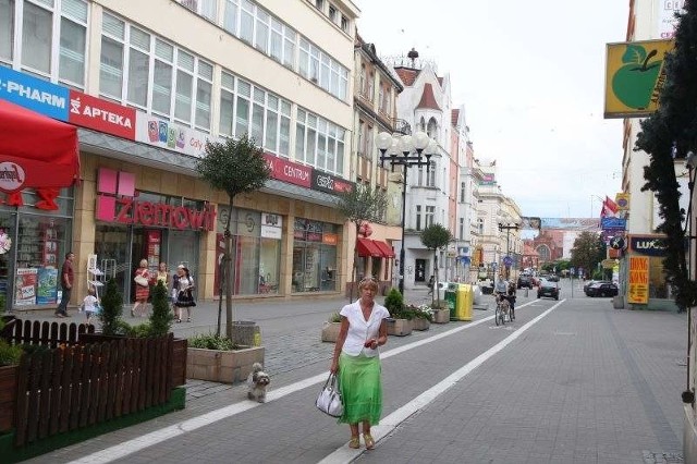 Ziemowit przy ulicy Krakowskiej w Opolu to jeden z najstarszych domów handlowych w mieście.