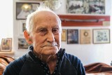 105-letni por. Tadeusz Lutak ze Strzyżowa walczył w 1939 r. Mimo zacnych urodzin ma dobrą pamięć i mnóstwo wspomnień [WIDEO]