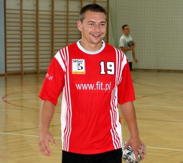 Grzegorz Sobut jest najskuteczniejszym zawodnikiem w rozgrywkach pierwszej ligi. W 11 spotkaniach zdobył 80 goli.