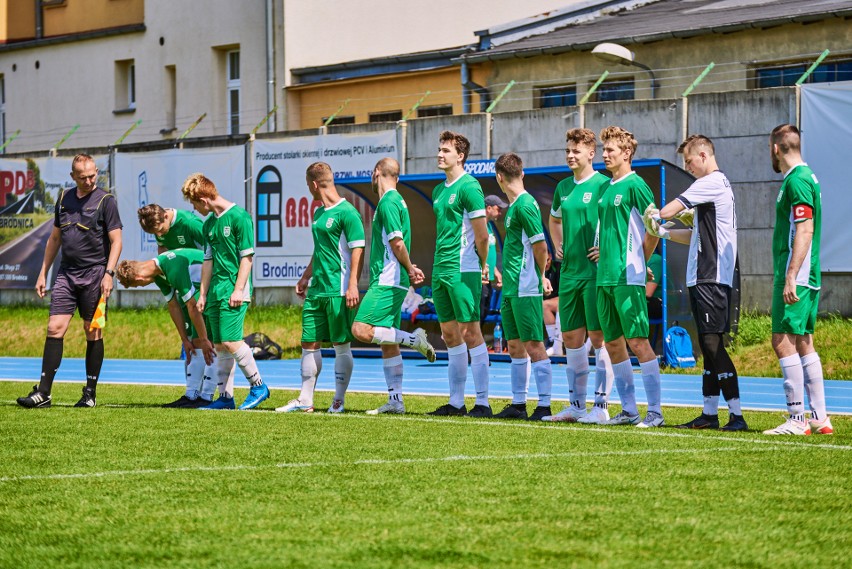 Niedzielny mecz Uczniowski Klub Sportowy GOL Brodnica wygrał...