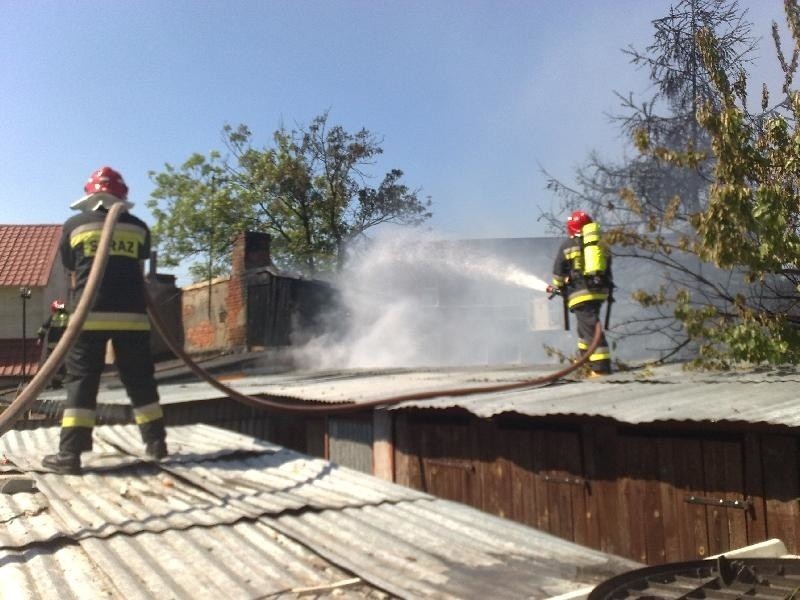 Bydgoszcz. Pożar na rogu ulic Księdza Skorupki i Orlej, mogło dojść do eksplozji gazu