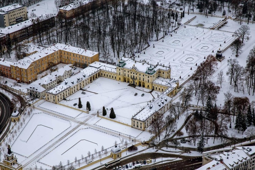 związanych z prowadzeniem działalności gospodarczej, bez...