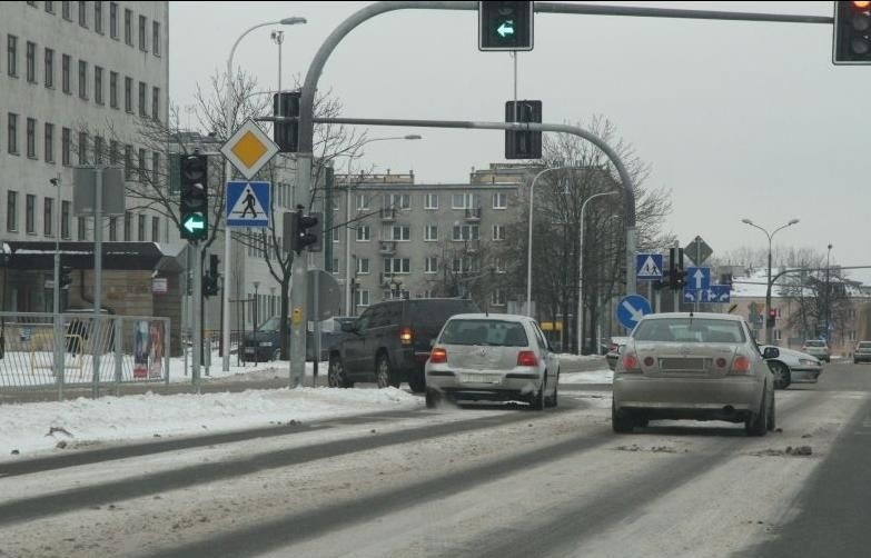 Czy drogowcy nadążają z odśnieżaniem w Kielcach? Sprawdziliśmy (zdjęcia)