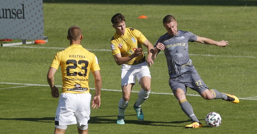 Stal Rzeszów pokonała u siebie Olimpię Elbląg 2:0.