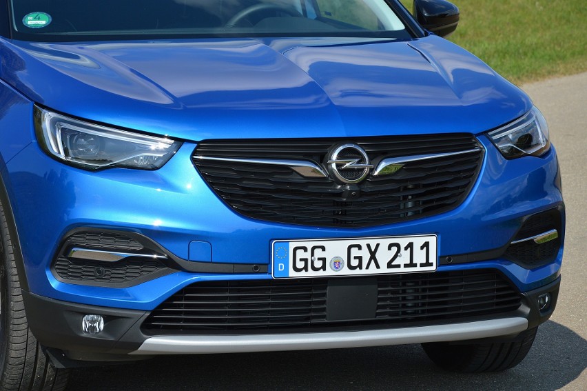 Opel Grandland X...