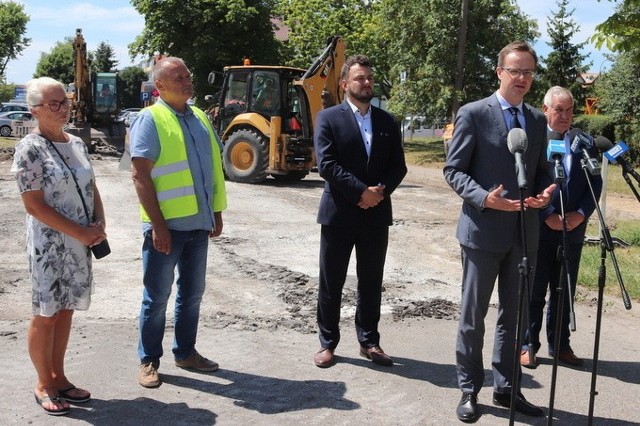 Rozpoczęcie przebudowy ulicy Kasztelańskiej w Łomży.