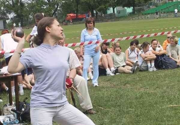 Na stadionie Radomiaka rozpoczęły się testy sprawnościowe przyszłych studentów Wydziału Nauczycielskiego.