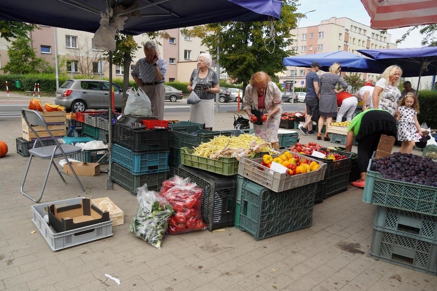 Tak wygląda ryneczek u zbiegu ul. Mickiewicza i Orzeszkowej.