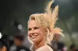 Pamela Anderson w naturalnym wydaniu! Tak teraz prezentuje się dawna seksbomba. Już nie wygląda tak, jak w „Słonecznym Patrolu”
