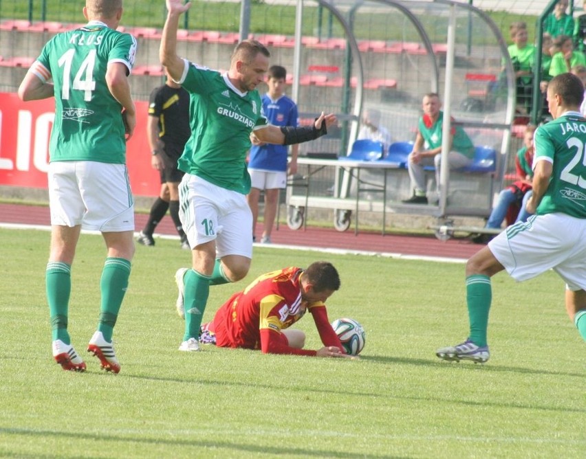 Chojniczanka - Olimpia
Iwanicki leży