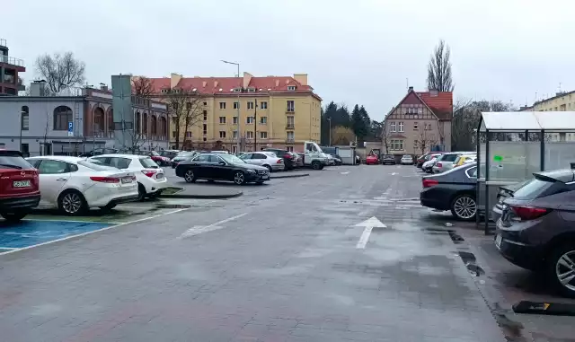 Płatny parking przy ul. Chodkiewicza 17 w Bydgoszczy