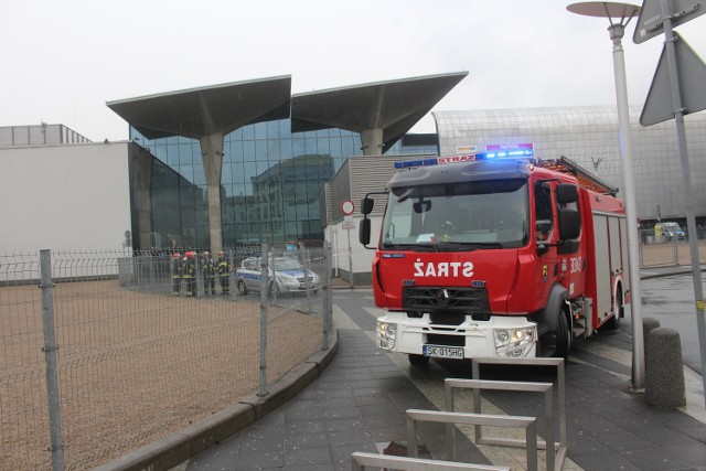 Alarm bombowy na dworcu w Katowicach