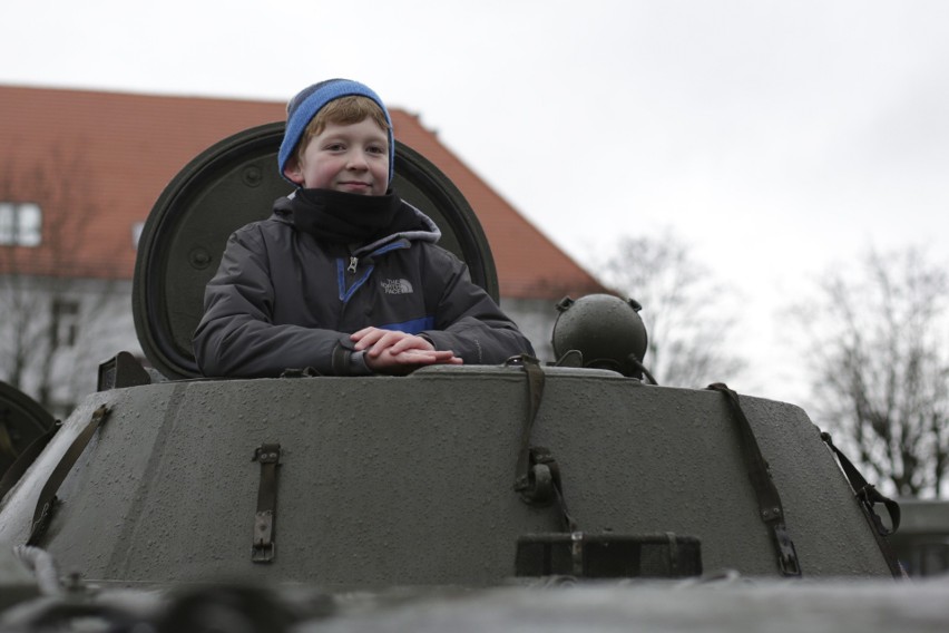 7 BOW świętuje 20-lecie Polski w NATO. Piknik wojskowy....