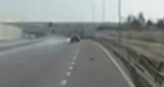 Wypadek pod Zambrowem na S8. Zginął motocyklista. FILM