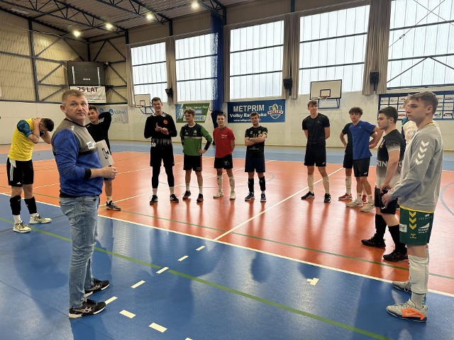 Siatkarze METRPIM Volley Radomsko zakończyli sezon i szukają nowych zawodników