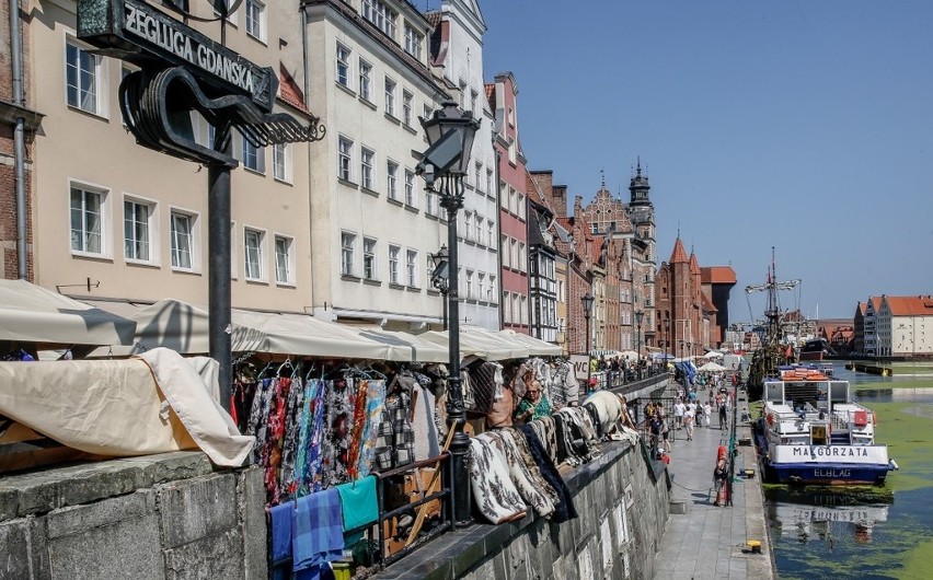 Jarmark św. Dominika w Gdańsku. Kolorowe stragany i tłumy kupujących [zdjęcia]