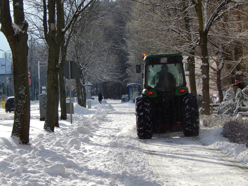 Zima 2021 w Ustce. Niedzielny spacer po mieście [ZDJĘCIA]