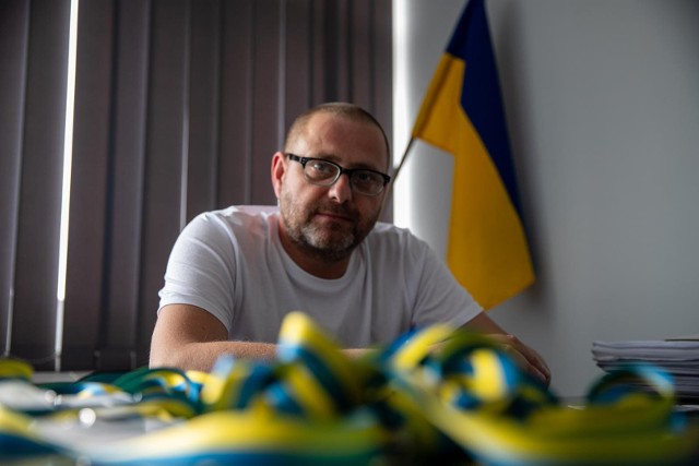 Rozmowa z Tomaszem Dolatą z Fundacji Chefs for Kids, która w Białymstoku organizuje pomoc dla Ukraińców, którzy uciekli przez wojną.