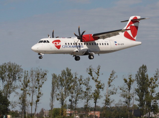 Od początku listopada Czech Airlines już nie wykonuje lotów na Sadków.