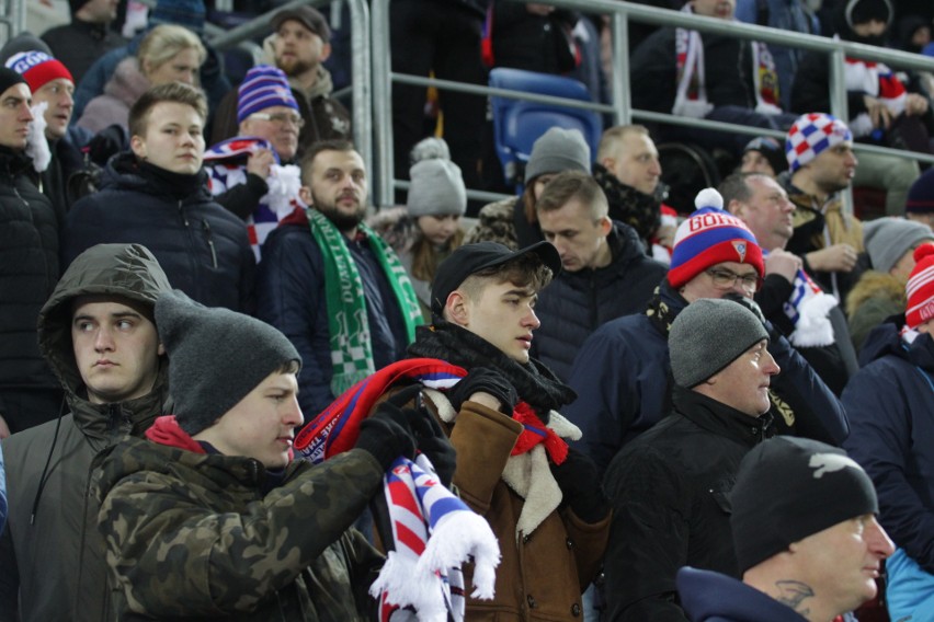 Górnik Zabrze - Wisła Kraków: mimo zimna, na trybunach był...