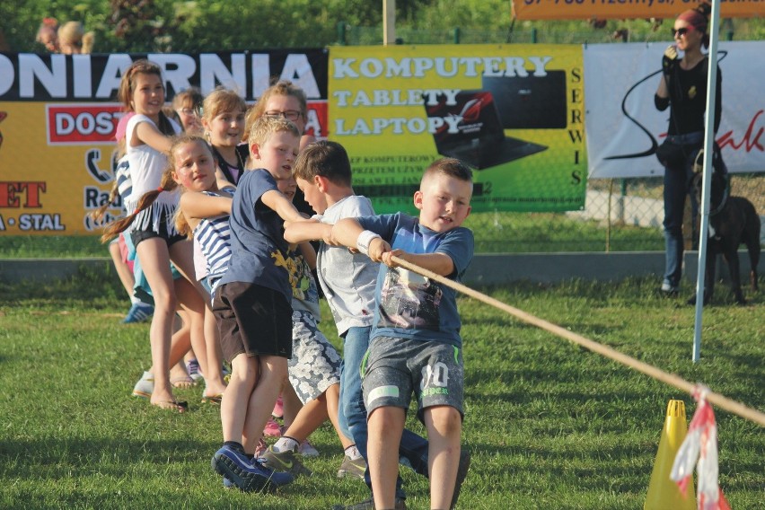 Ne pikniku w Hnatkowicach w gm. Orły nie zabrakło atrakcji...