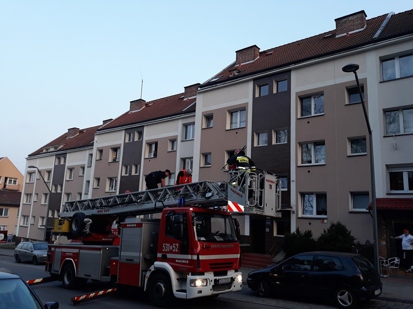 Akcja służb ratunkowych na ulicy Chrobrego w Stargardzie.