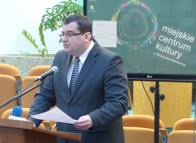 - Jeśli ktoś nie widzi zmian, jakie następują w Skarżysku, to niech sobie kupi okulary - stwierdził prezydent Konrad Kronig.