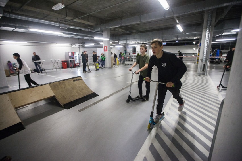 Kraków. Skate Park dla fanów rolek, desek i BMX-ów