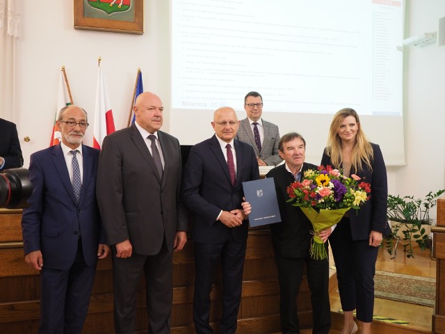 Kacper Stokowski, pływak AZS UMCS Lublin oraz Zbigniew Furman, prezes Ogniska TKKF Omega otrzymali nagrody miasta w dziedzinie sportu. Prezydent Lublina, Krzysztof Żuk wręczył wyróżnienia podczas czwartkowej sesji Rady Miasta.