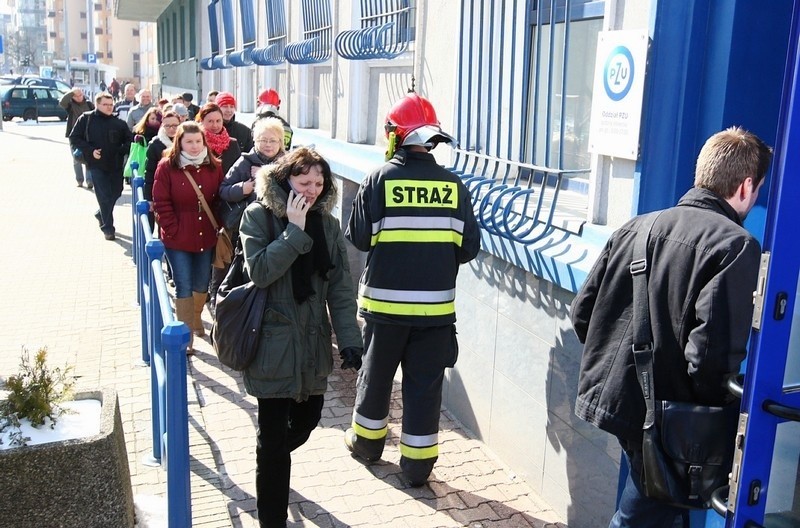 Ewakuacja budynku PZU - ul. Matejki w Szczecinie.