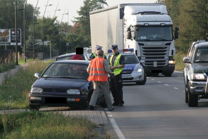 Trzy auta zderzyły się w Łosinie (zdjęcia) 